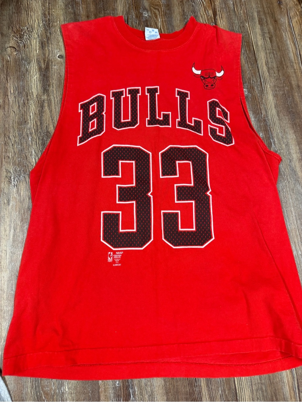 Vintage 90s Chicago Bulls Michael Jordan red cotton jersey with black number 33